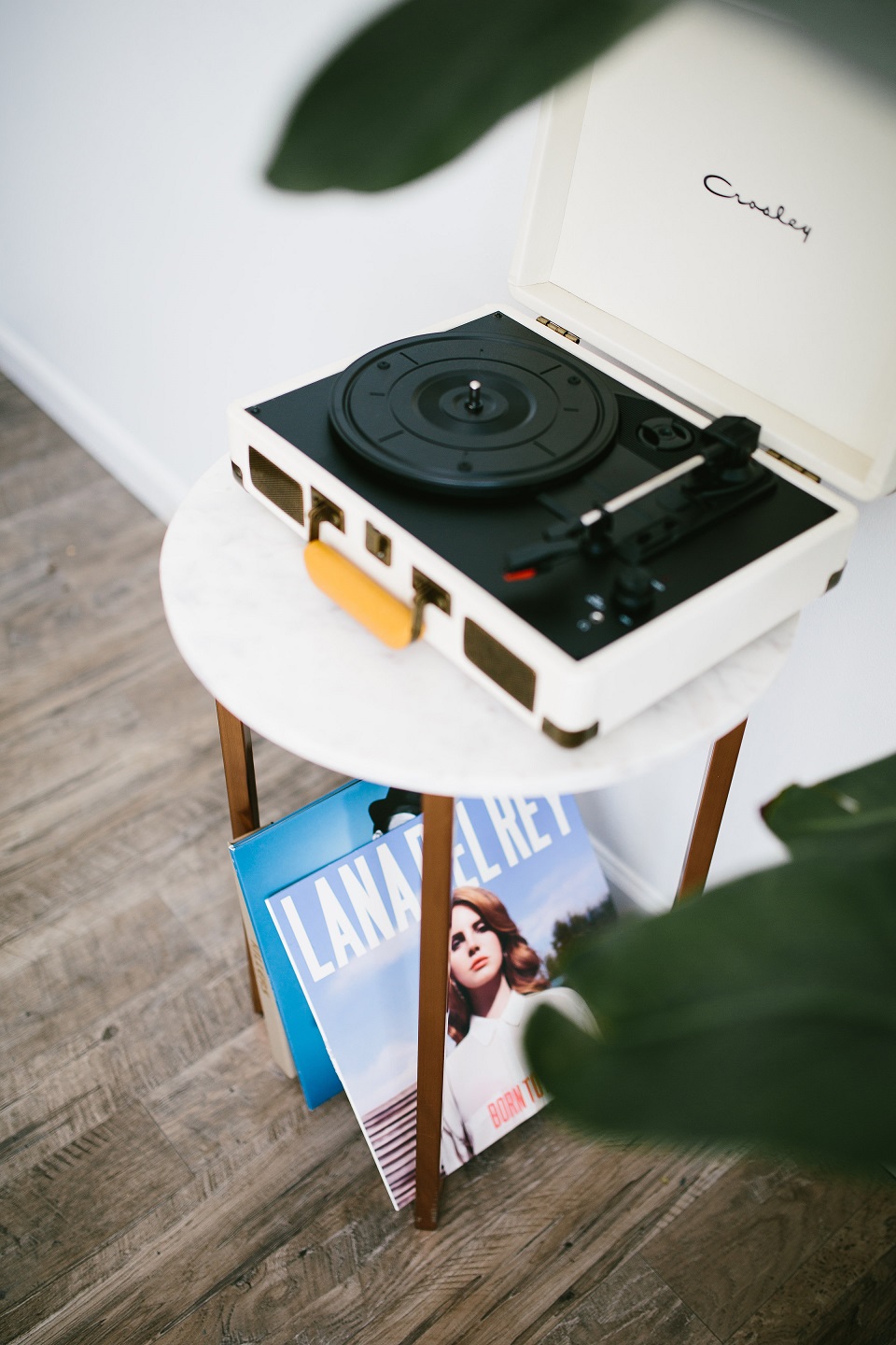 Urban Outfitters Office Like The Yogurt