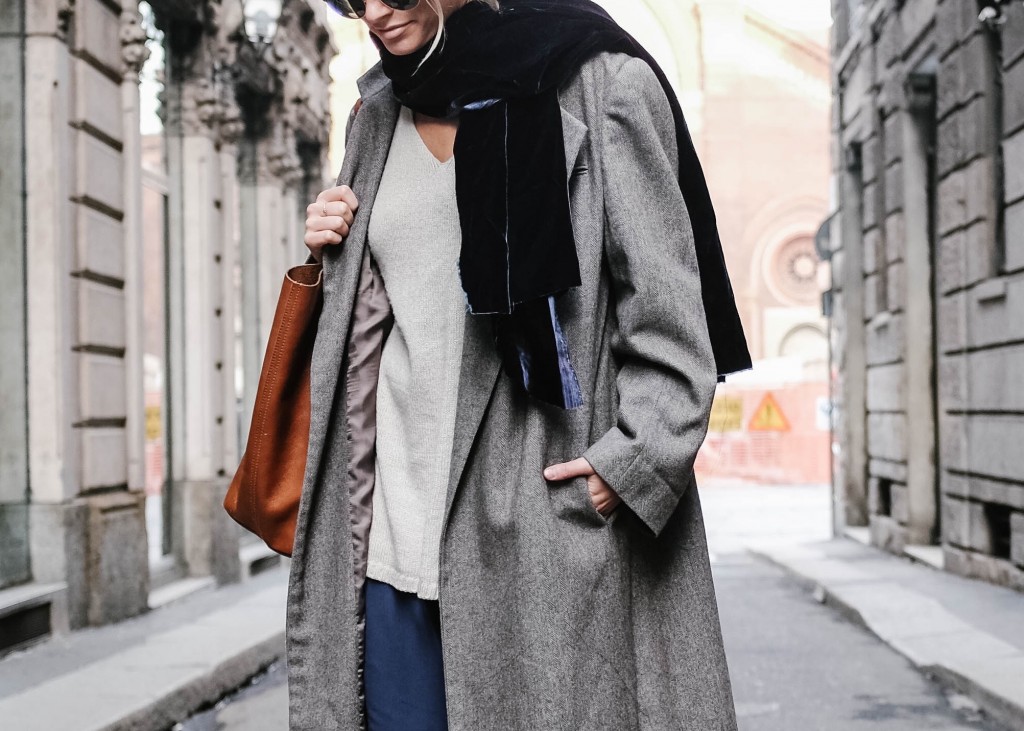 Italian Hobo Milan Fall 2015 street style // Charleston Fashion Blogger Dannon Like The Yogurt
