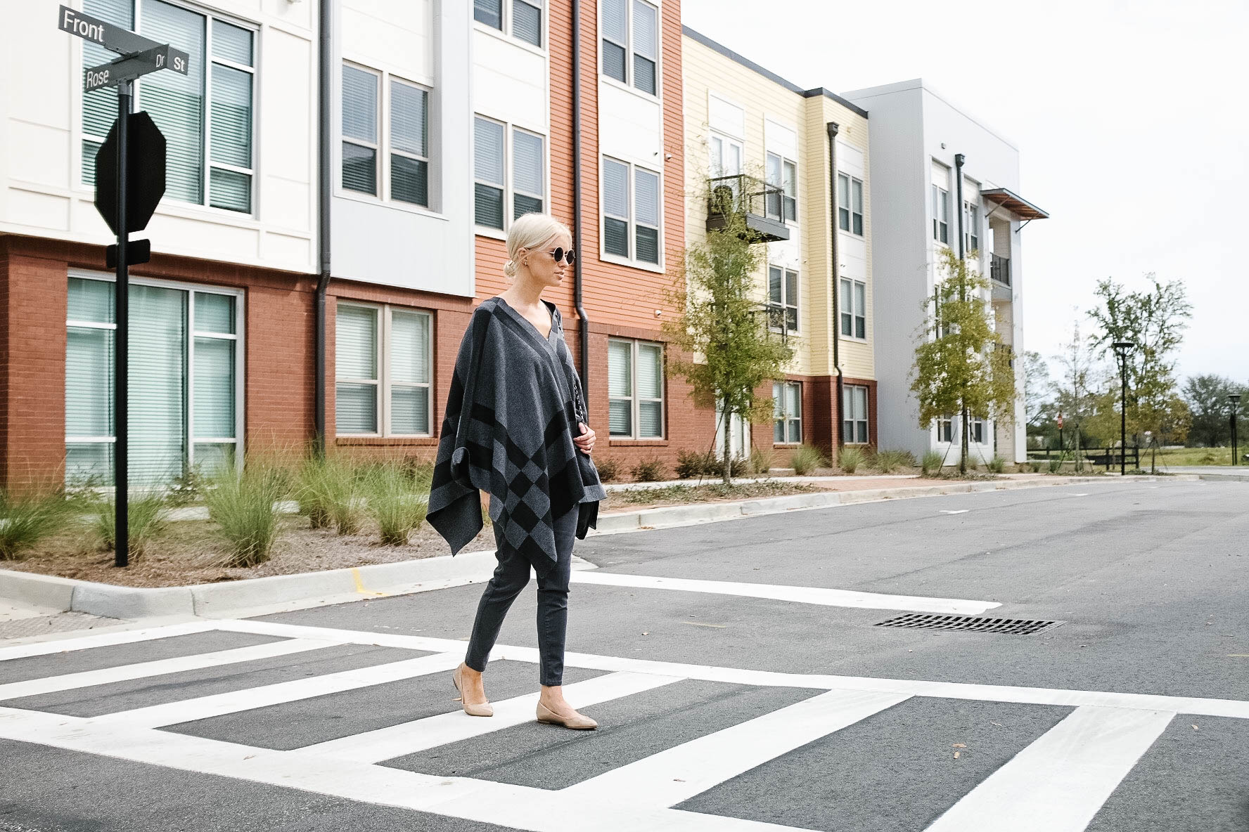 Wrapped in Grays J. McLaughlin Harrow Wrap in Plaid UnionBay Jeggings // Charleston Fashion Blogger Dannon Like The Yogurt