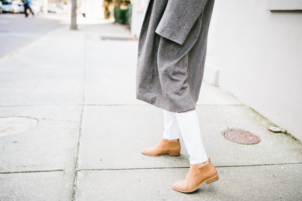 Madewell Denim Rules White high riser skinny jeans thrifted grey oversized coat central stripe chambray short sleeve top tan suede ankle boots daniel wellington watch Spring 2016 // Charleston Fashion Blogger Dannon Like The Yogurt
