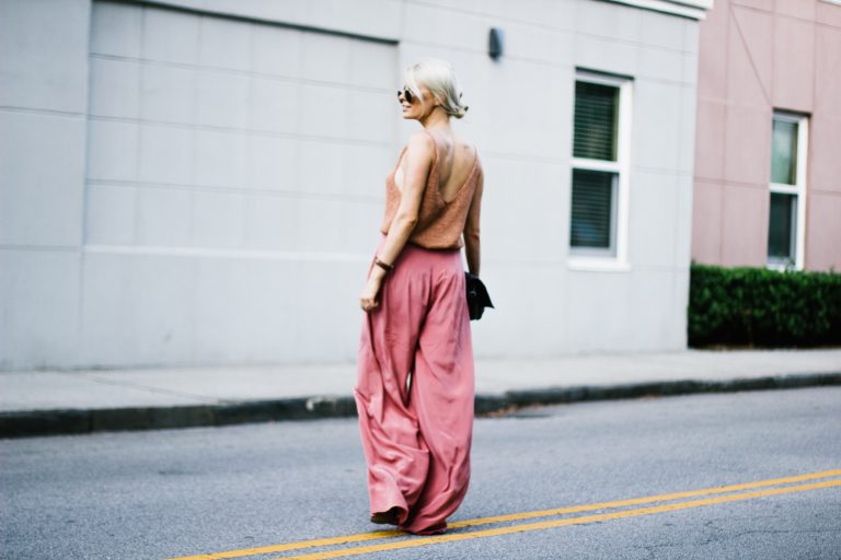 Summer Apricots Bella Luxx Tape Yarn Knit Tank Top Elizabeth and James Zoe Pants // Charleston Fashion Blogger Dannon Like The Yogurt