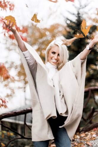 Fall in Maggie Valley white gray sweater poncho wrap Target skinny jeans cognac ankle boots white turtleneck autumn Maggie Valley NC fall 2017 street style Charleston Fashion Blogger Dannon Like The Yogurt
