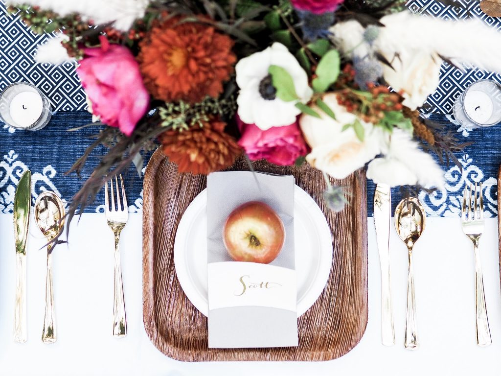 70's Friendsgiving themed Thanksgiving // Charleston Fashion Blogger Dannon K. Collard Like The Yogurt Wedding Fall inspiration tablescape table setting dinner