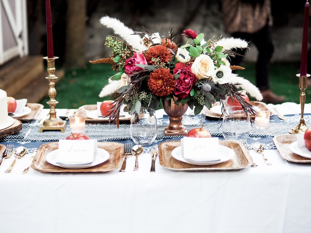 70's Friendsgiving themed Thanksgiving // Charleston Fashion Blogger Dannon K. Collard Like The Yogurt Wedding Fall inspiration tablescape table setting dinner